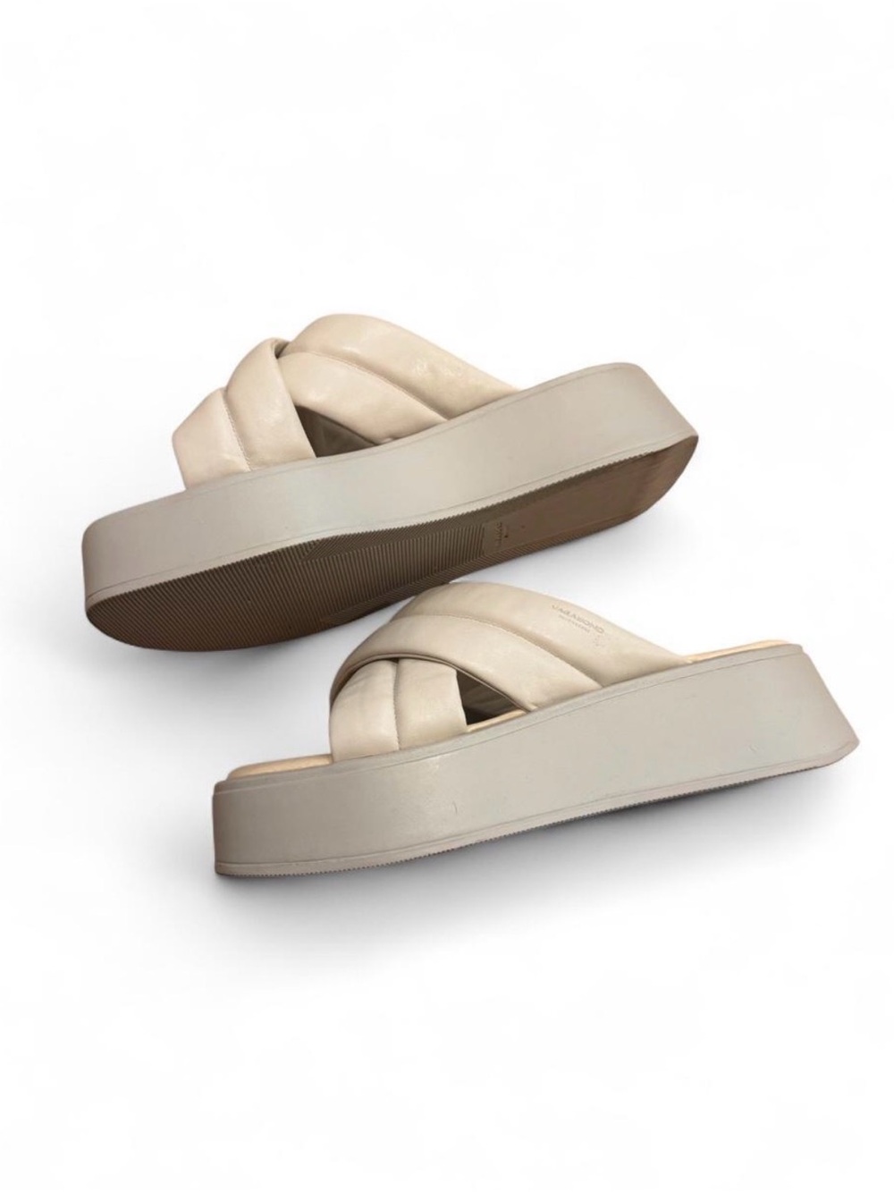 Vagabond Cream Padded Crisscross Platform Slides